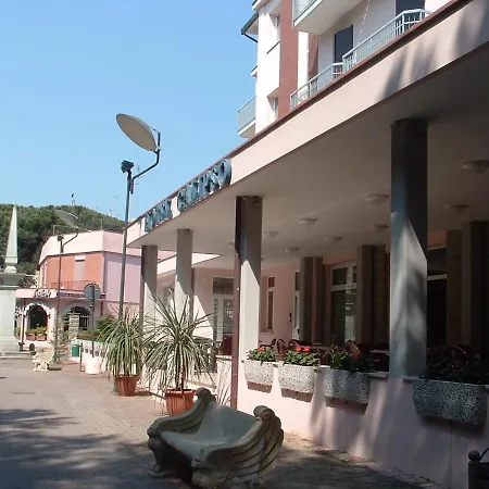Szálloda Calipso Llido Degli Estensi
