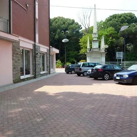 Calipso ホテル 3*